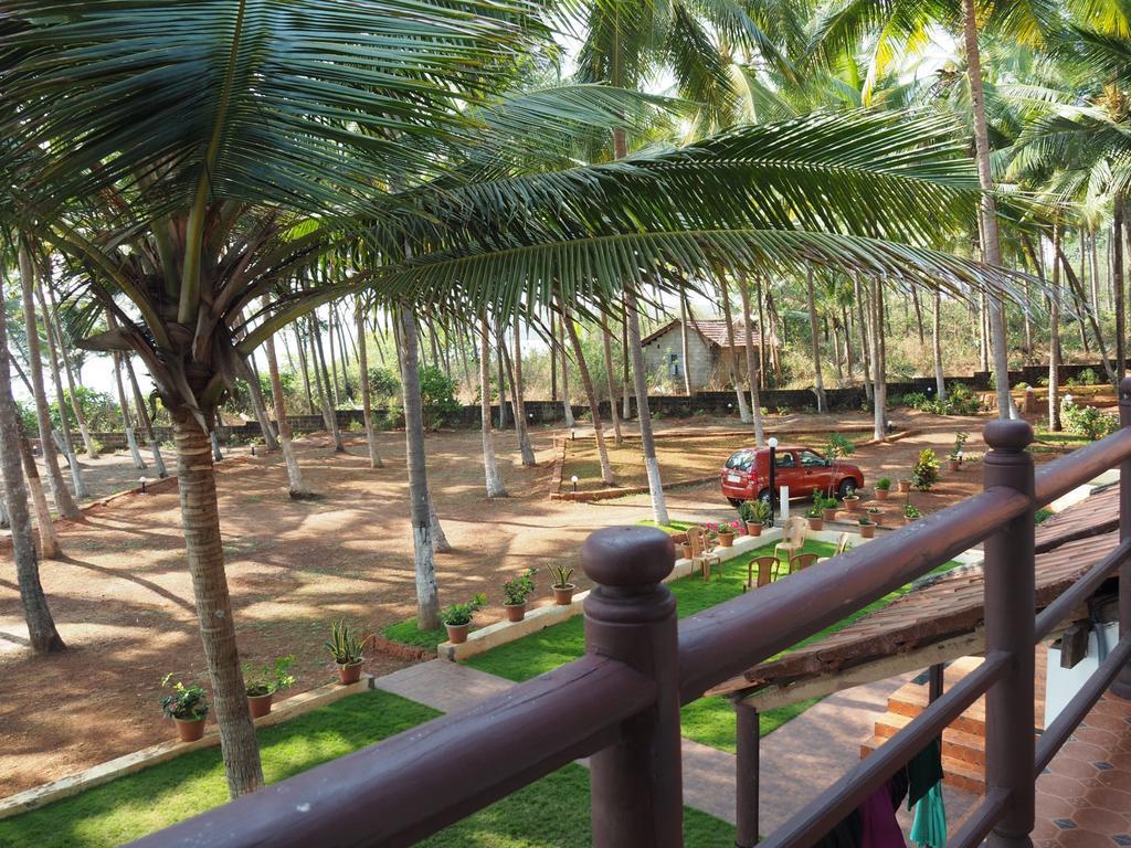 Kanbay Beach Resort Kannur Exterior photo